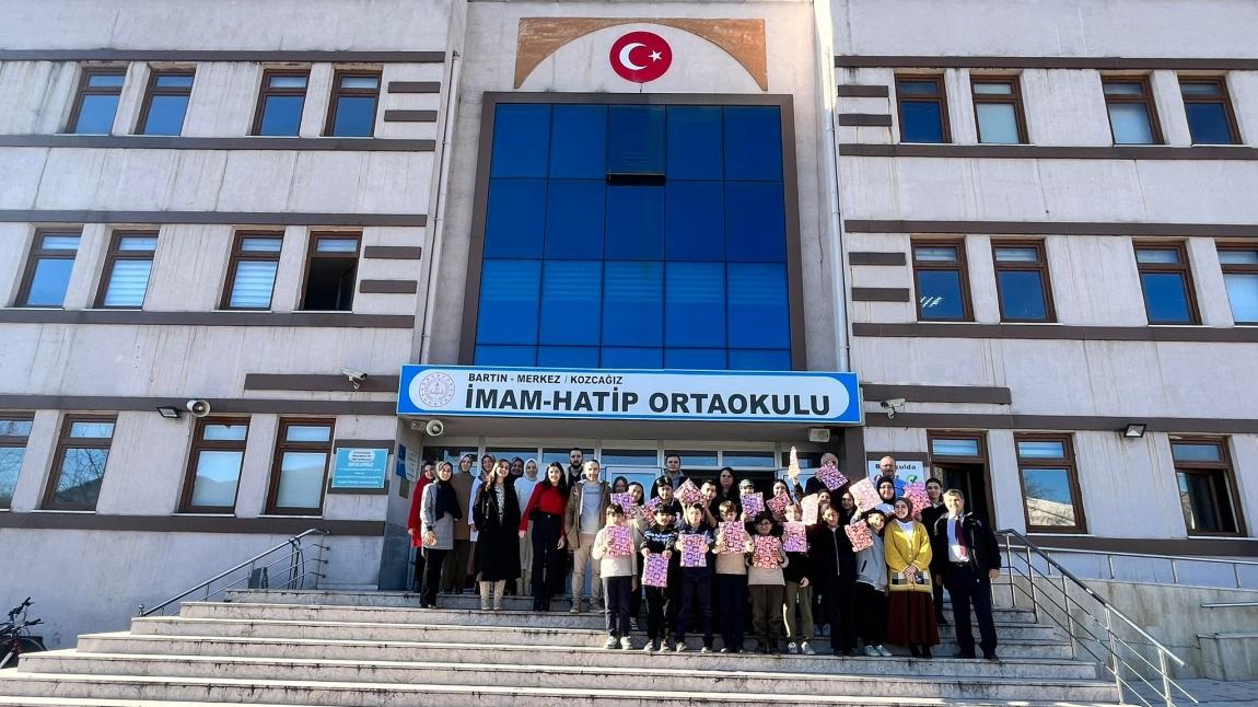 BURSLULUK SINAVINI KAZANAN ÖĞRENCİLERİMİZE ÖDÜL TÖRENİ